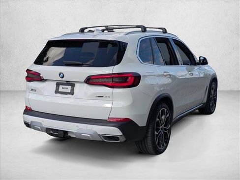 Used 2022 BMW X5 sDrive40i w/ Premium Package RWD image 3