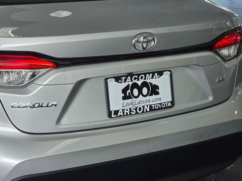 Used 2024 Toyota Corolla LE FWD image 12