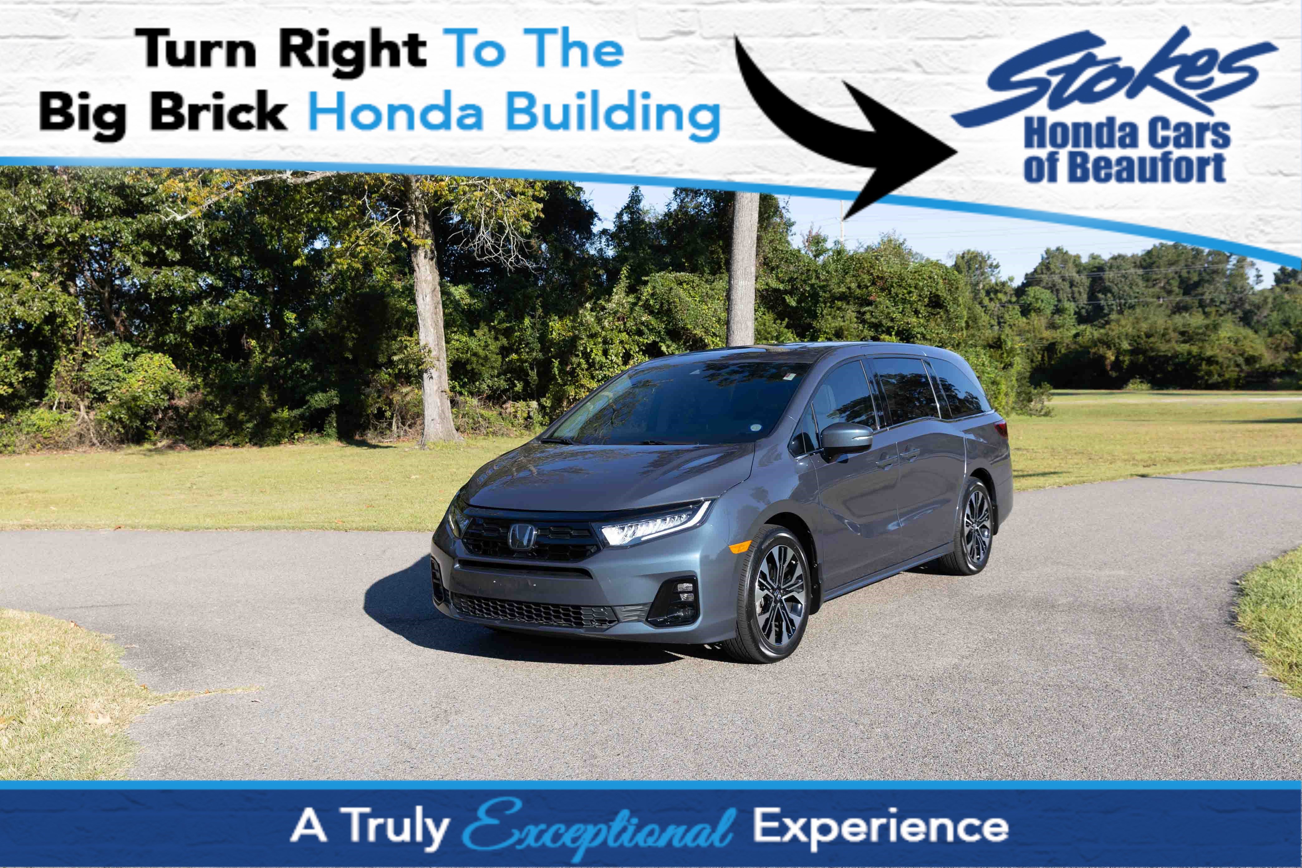 Used 2025 Honda Odyssey Elite image 1