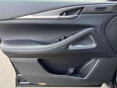 Used 2025 INFINITI QX60 Luxe FWD image 10