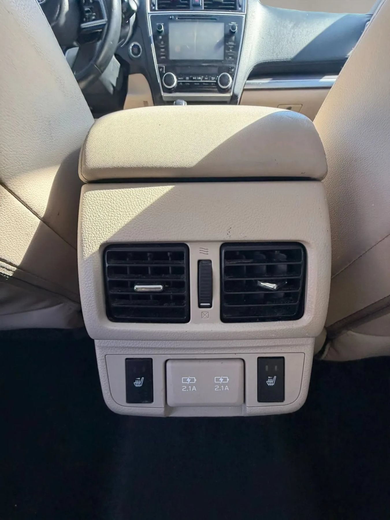 Used 2019 Subaru Outback 3.6R Limited AWD/4WD image 19