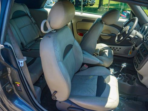 Used 2005 Chrysler PT Cruiser GT FWD image 14