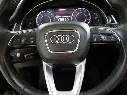 Used 2018 Audi Q7 3.0T Prestige w/ Prestige Package image 25
