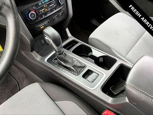 Used 2018 Ford Escape SE image 17