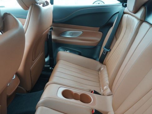 Used 2018 Mercedes-Benz E 400 4MATIC Cabriolet image 12