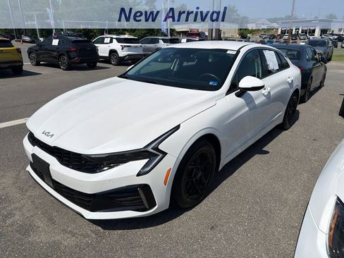 Used 2025 Kia K5 LXS FWD image 1