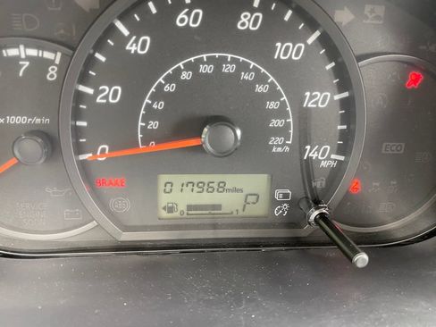 Used 2024 Mitsubishi Mirage ES FWD image 15