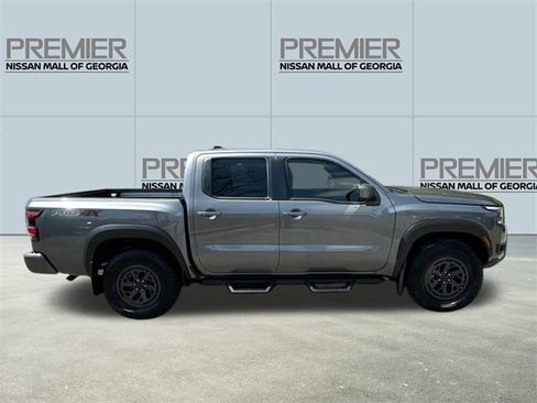 New 2025 Nissan Frontier PRO-4X w/ Pro Convenience Package image 4