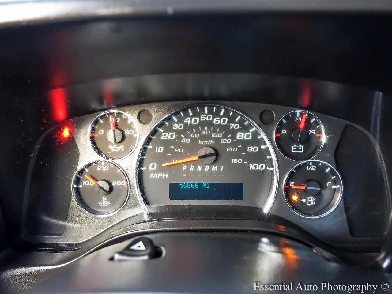 Used 2020 Chevrolet Express 3500 RWD image 11
