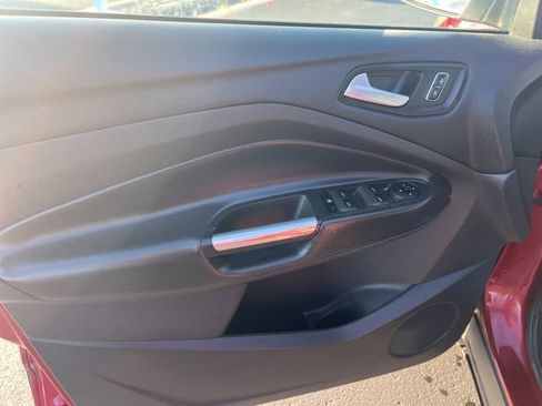 Used 2014 Ford Escape SE image 20