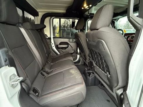 Used 2021 Jeep Gladiator Rubicon w/ Trailer Tow Package image 15