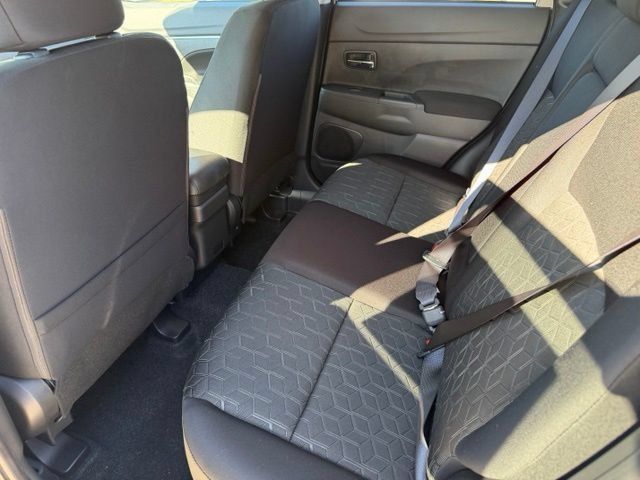 New 2027 Mitsubishi Outlander Sport FWD image 16