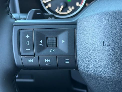 New 2026 Nissan Rogue SV AWD/4WD image 13