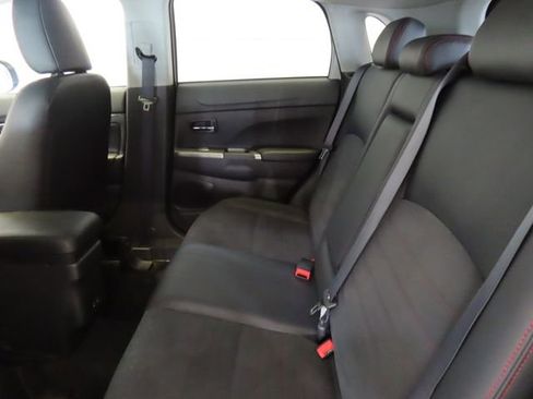 Used 2025 Mitsubishi Outlander Sport SE AWD/4WD image 27