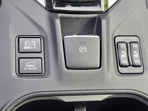 Used 2023 Subaru Crosstrek Hybrid AWD/4WD image 20