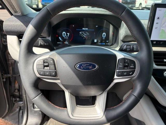 Used 2025 Ford Explorer Active w/ Active Comfort Package AWD/4WD image 24