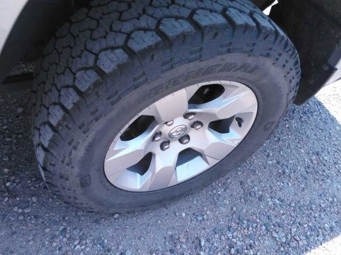 Used 2022 RAM 1500 Big Horn AWD/4WD image 4