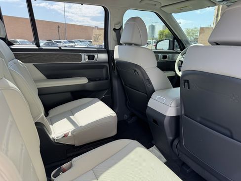 Used 2024 Hyundai Santa Fe Calligraphy image 42