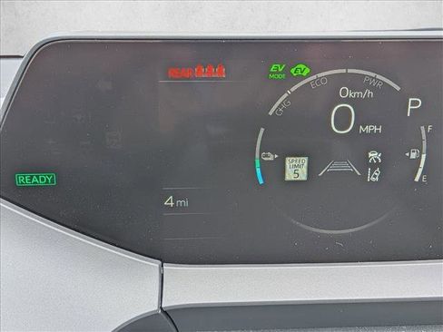 New 2026 Toyota Prius Plug-In Hybrid FWD image 11