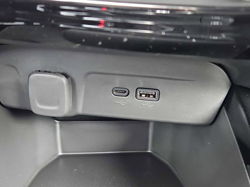 New 2026 Chevrolet Trax LT w/ Driver Confidence Package FWD image 15