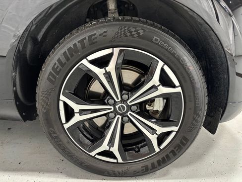 Used 2022 Volvo XC60 B5 Momentum w/ Climate Package AWD/4WD image 57