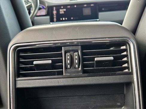 Used 2019 Porsche Cayenne AWD/4WD image 19