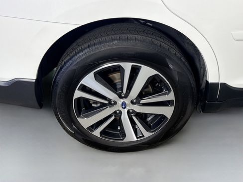 Used 2019 Subaru Outback 2.5i Limited image 33