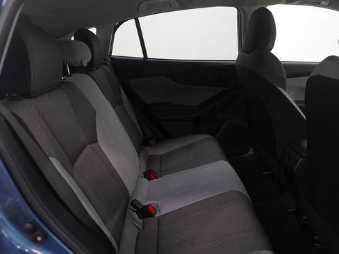 Used 2020 Subaru Crosstrek 2.0i image 12