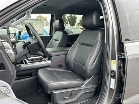 New 2025 Ford F250 Lariat w/ Lariat Ultimate Package image 16