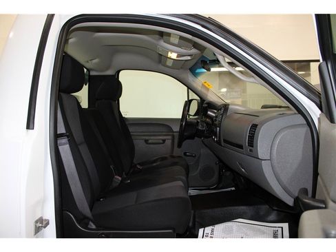 Used 2013 Chevrolet Silverado 2500 W/T image 14