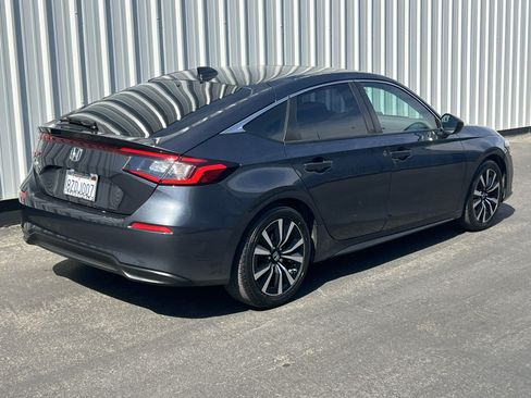 Used 2022 Honda Civic EX-L image 6