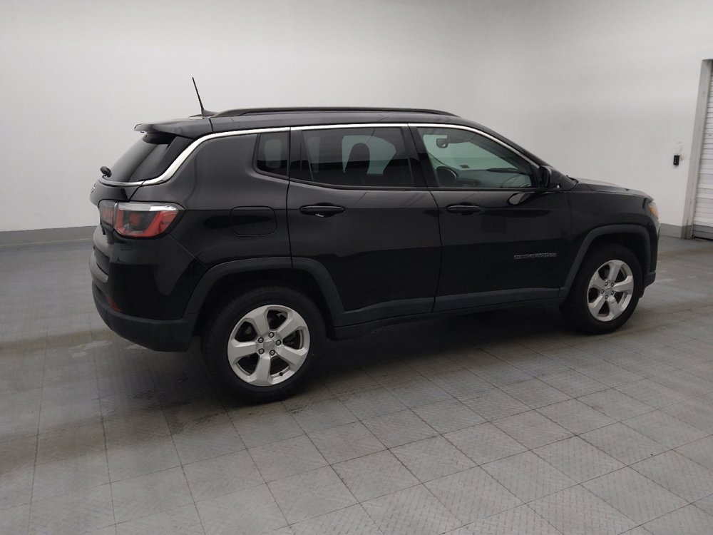 Used 2018 Jeep Compass Latitude w/ Popular Equipment Group AWD/4WD image 10