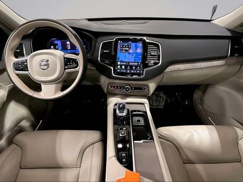 Certified 2024 Volvo XC90 B6 Ultimate w/ Protection Package Premier AWD/4WD image 19