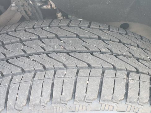 Used 2023 GMC Yukon XL Denali Ultimate w/ LPO, Floor Liner Package AWD/4WD image 7