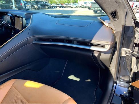 Used 2022 Chevrolet Corvette Stingray Preferred Cpe w/ Z51 Performance Package image 15