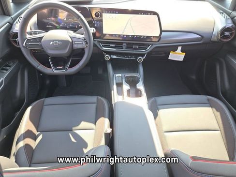 New 2025 Chevrolet Equinox EV RS w/ Convenience Package II image 11