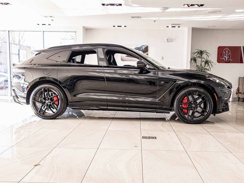 New 2026 Aston Martin DBX S image 9