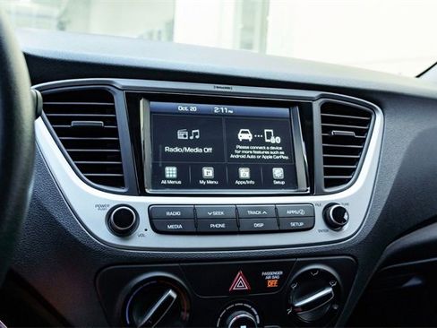 Used 2021 Hyundai Accent SEL image 15