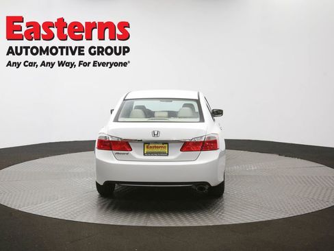 Used 2015 Honda Accord LX image 37