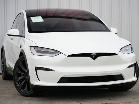 Used 2023 Tesla Model X image 4
