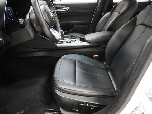 Used 2024 Alfa Romeo Giulia Ti image 7
