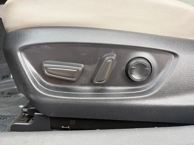 Used 2023 Toyota Camry SE FWD image 26