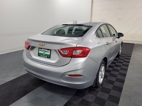 Used 2016 Chevrolet Cruze LT FWD image 9