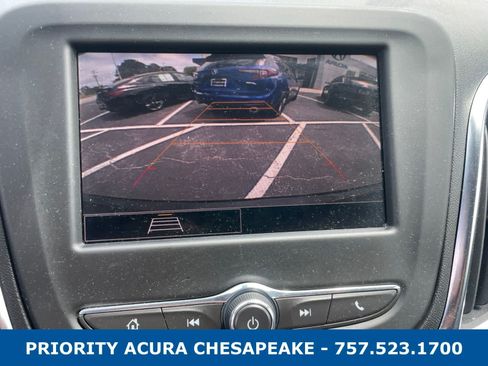 Used 2024 Chevrolet Equinox LT AWD/4WD image 17