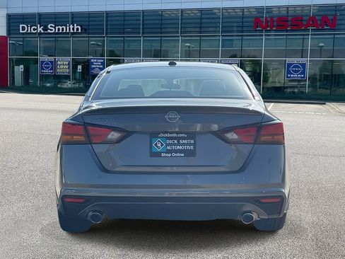 New 2025 Nissan Altima 2.5 SV w/ SV Special Edition Package image 5