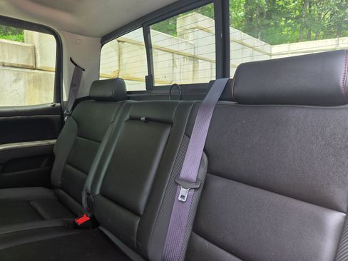 Used 2017 GMC Sierra 1500 SLT AWD/4WD image 4
