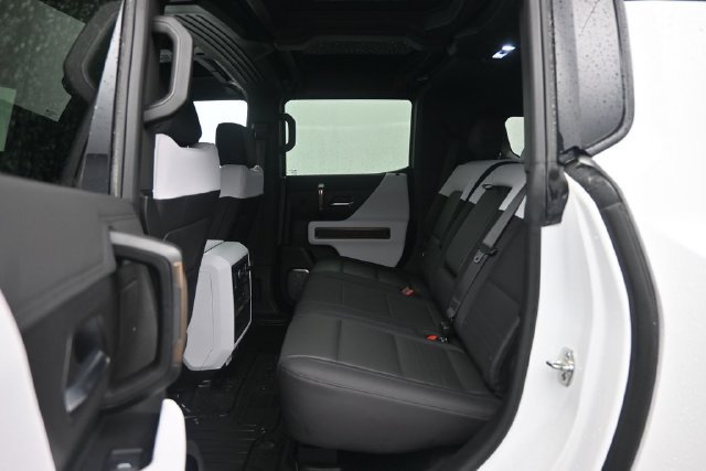 Used 2025 GMC Hummer EV 3X w/ LPO, Cargo Utility Package AWD/4WD image 20