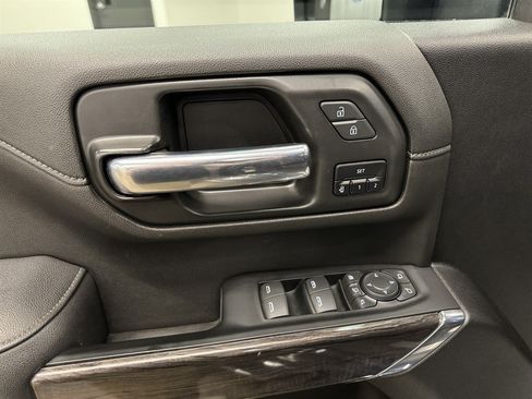Used 2023 Chevrolet Silverado 2500 LTZ AWD/4WD image 29