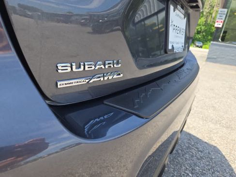 Used 2025 Subaru Crosstrek 2.5i Premium AWD/4WD image 38