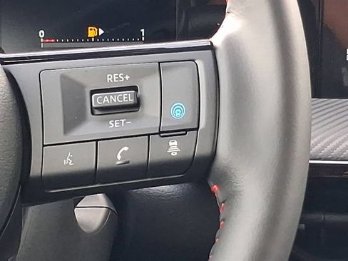 New 2026 Nissan Kicks SR w/ SR Premium Package FWD image 13